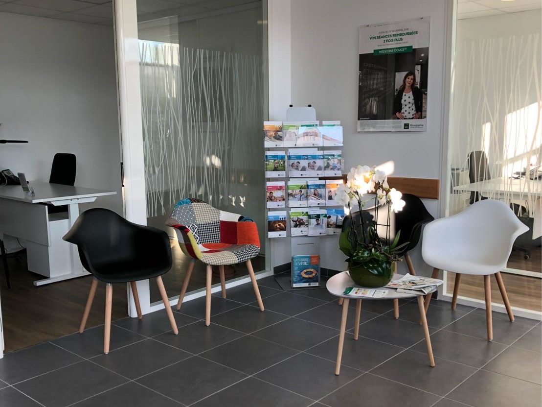 Chantier de peintures et sols au sein de l'agence Groupama à Sarlat par l'entreprise Marcillac et Fils